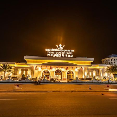 Dynasty Casino Hotel Bavet Kültér fotó