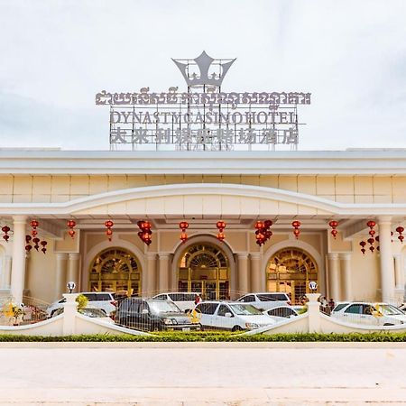 Dynasty Casino Hotel Bavet Kültér fotó