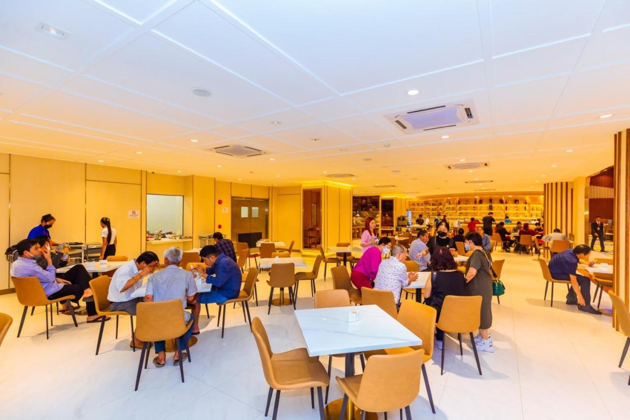 Dynasty Casino Hotel Bavet Kültér fotó