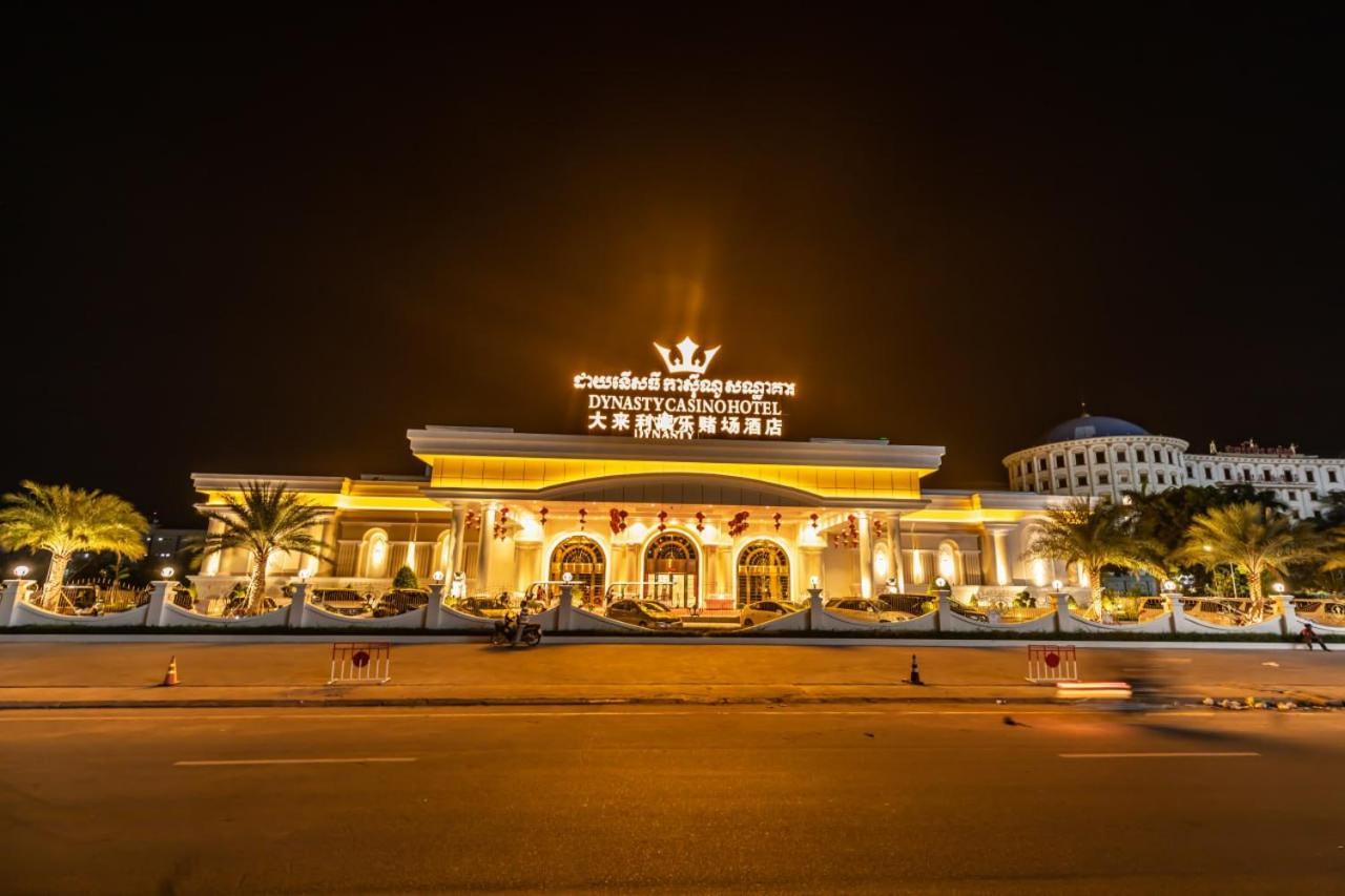 Dynasty Casino Hotel Bavet Kültér fotó