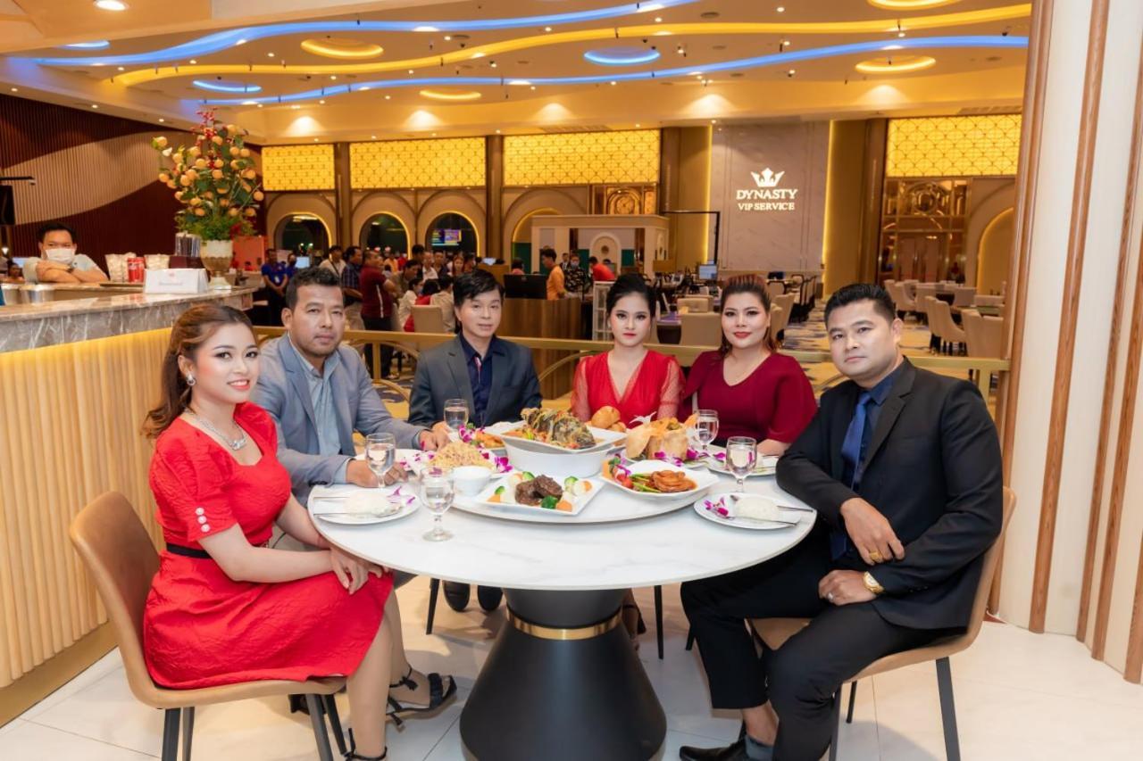 Dynasty Casino Hotel Bavet Kültér fotó
