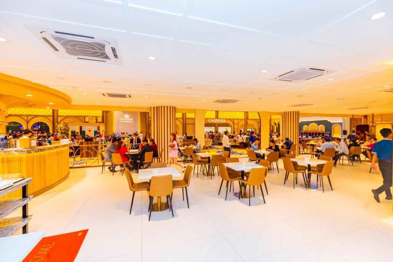 Dynasty Casino Hotel Bavet Kültér fotó