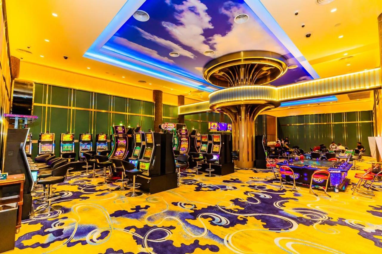 Dynasty Casino Hotel Bavet Kültér fotó