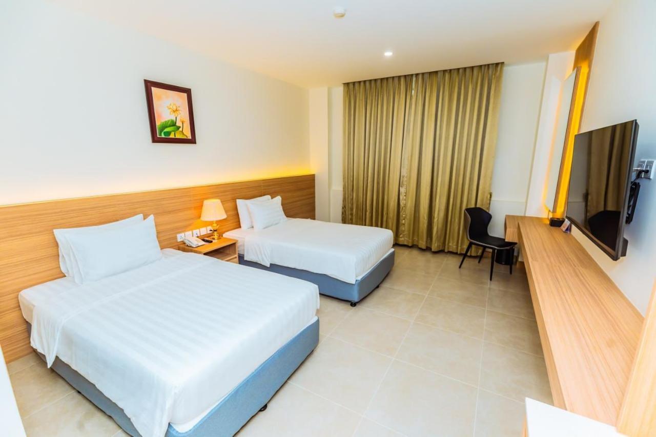 Dynasty Casino Hotel Bavet Kültér fotó
